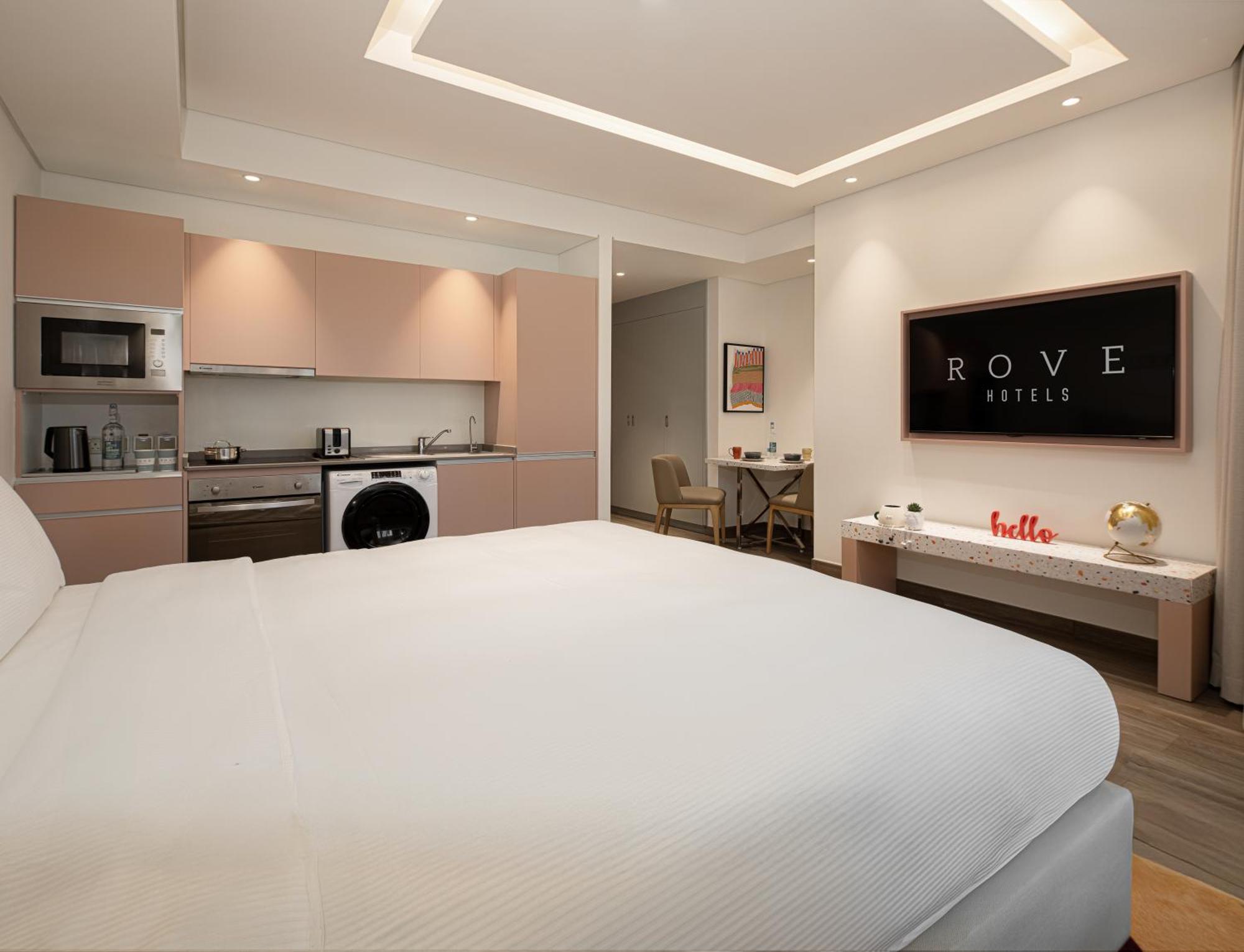Rove Jbr Hotel Dubai Exterior photo
